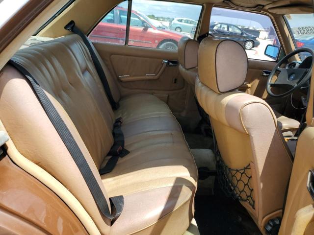 Photo 9 VIN: WDBAB23A2DB406644 - MERCEDES-BENZ 240 D 