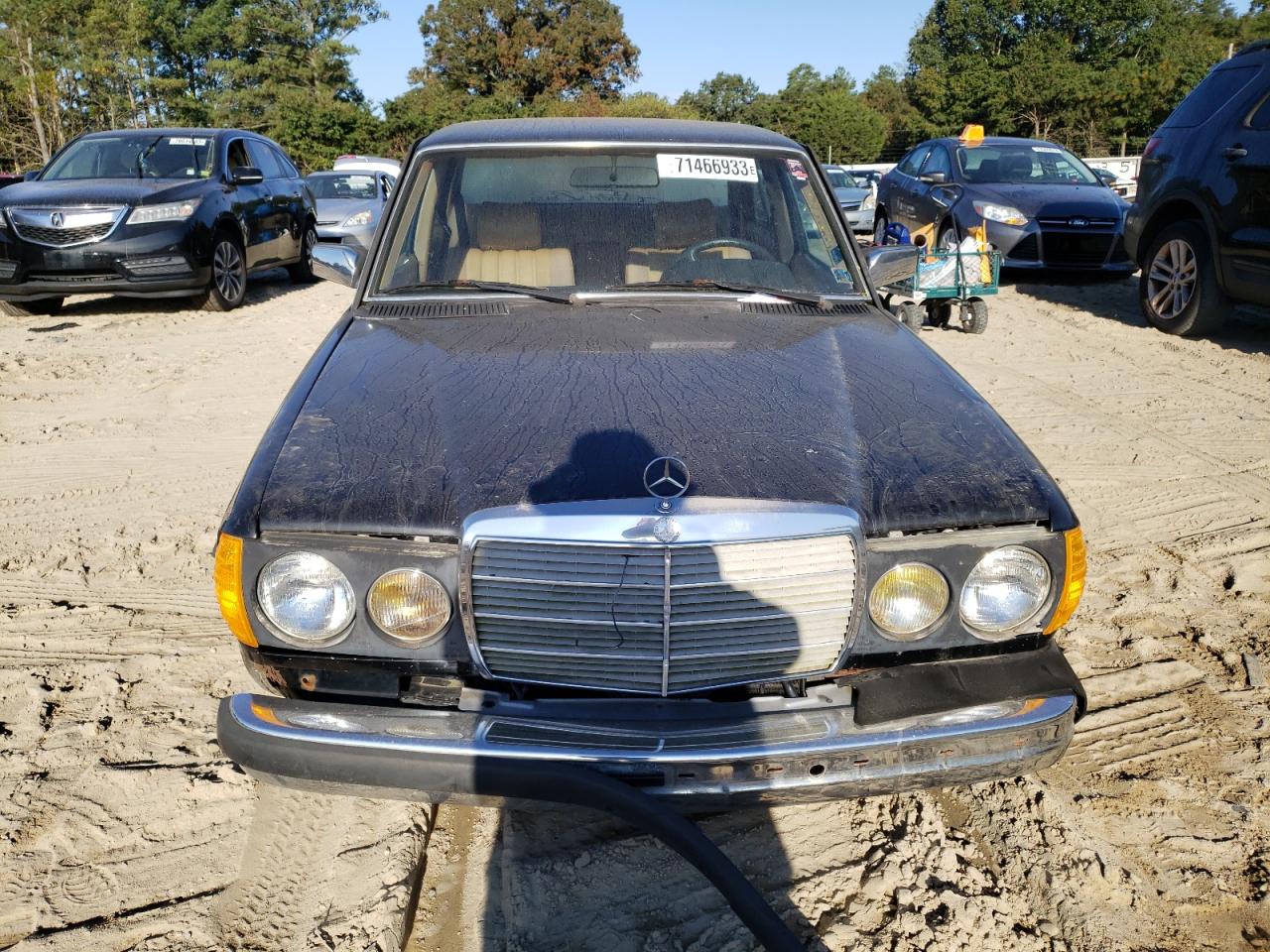 Photo 4 VIN: WDBAB23A3DB381379 - MERCEDES-BENZ NULL 