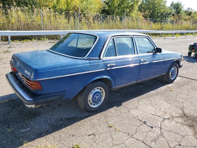 Photo 2 VIN: WDBAB23A5DB387717 - MERCEDES-BENZ 240 D 