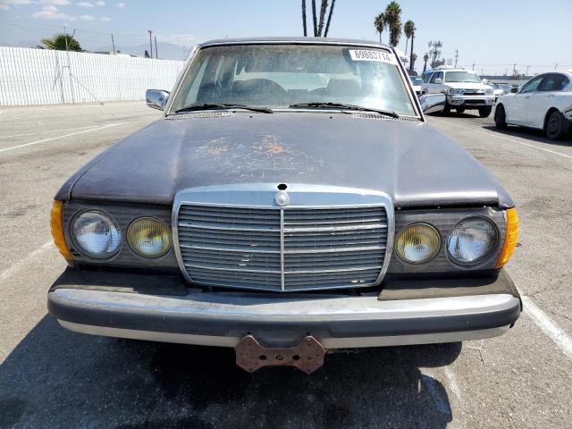 Photo 4 VIN: WDBAB30A4BB225553 - MERCEDES-BENZ 300 D 