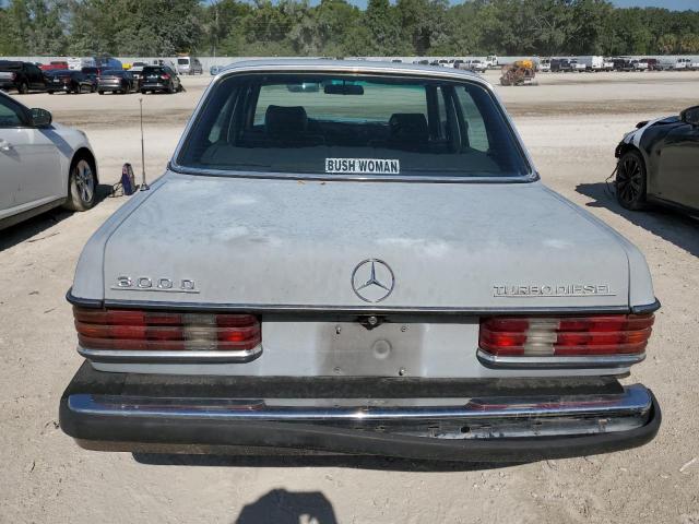 Photo 5 VIN: WDBAB33A2DB027441 - MERCEDES-BENZ 300-CLASS 