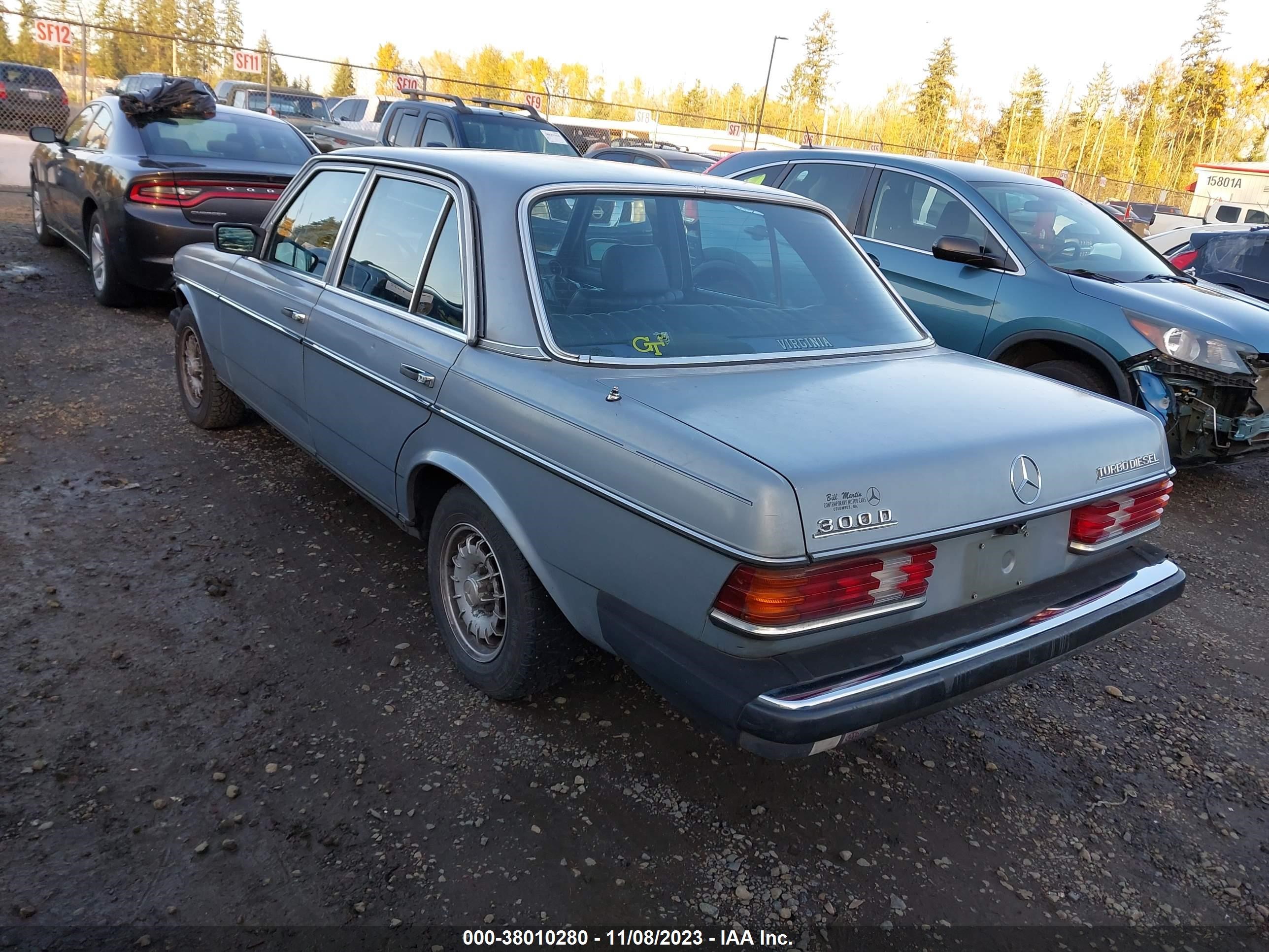 Photo 2 VIN: WDBAB33A7DB024972 - MERCEDES-BENZ NULL 