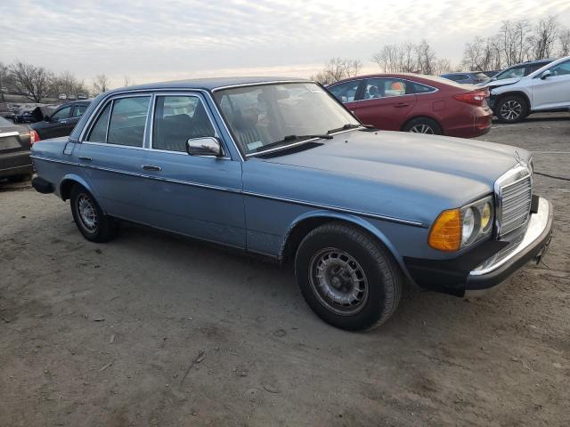 Photo 3 VIN: WDBAB33C4FA265057 - MERCEDES-BENZ 300-CLASS 