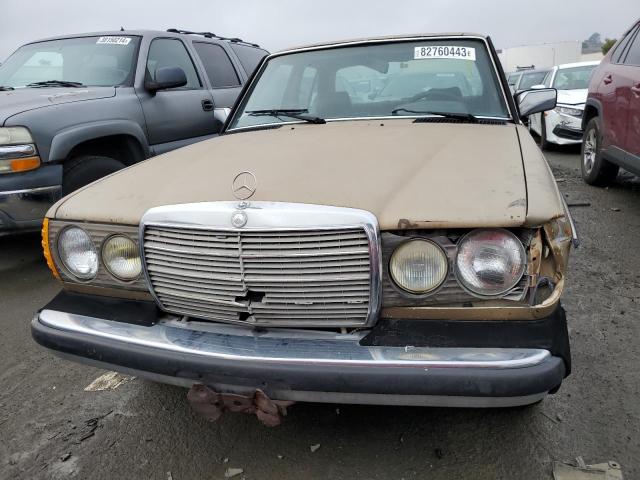 Photo 4 VIN: WDBAB33C9FA236315 - MERCEDES-BENZ 300-CLASS 