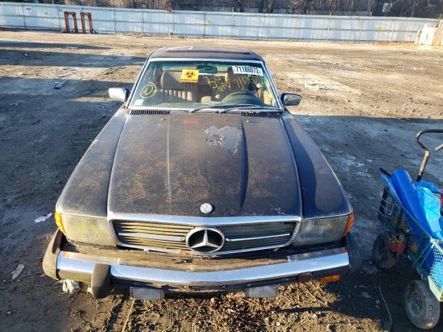 Photo 4 VIN: WDBBA25A8BB001230 - MERCEDES-BENZ 380-CLASS 