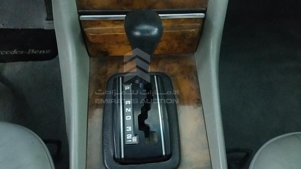 Photo 17 VIN: WDBBA45A4EA014630 - MERCEDES-BENZ SL 380 