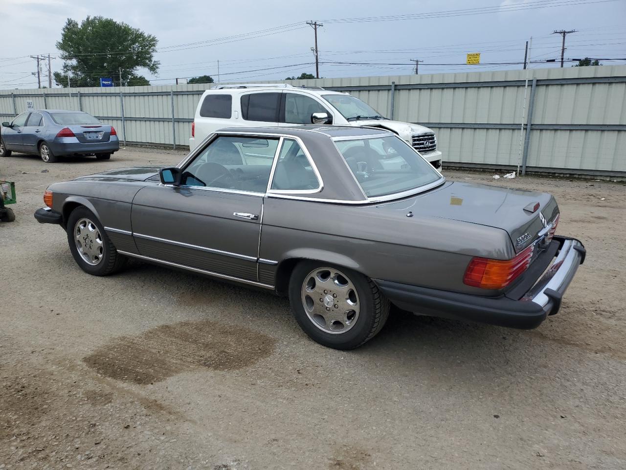 Photo 1 VIN: WDBBA45A5BB004758 - MERCEDES-BENZ SL-KLASSE 