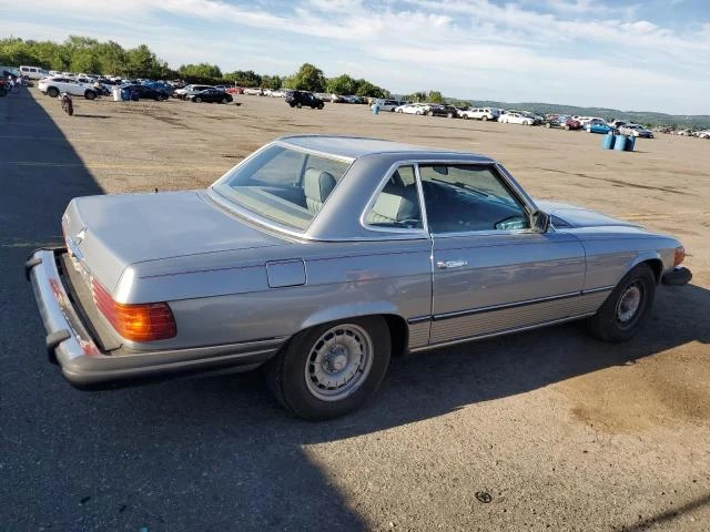 Photo 2 VIN: WDBBA45A9DB020240 - MERCEDES-BENZ 380 SL 