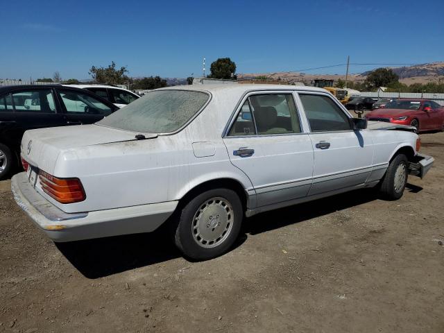 Photo 2 VIN: WDBCA24E0LA536617 - MERCEDES-BENZ 300 SE 