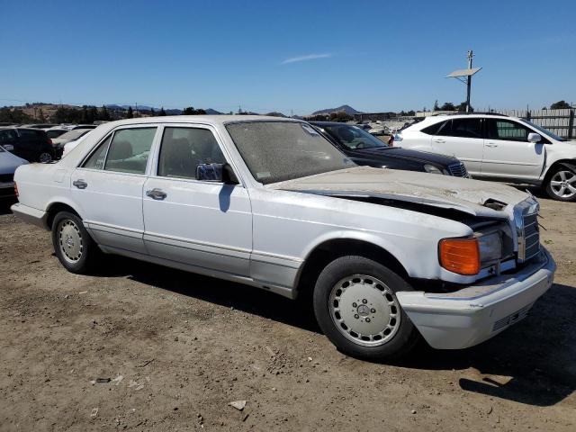 Photo 3 VIN: WDBCA24E0LA536617 - MERCEDES-BENZ 300 SE 