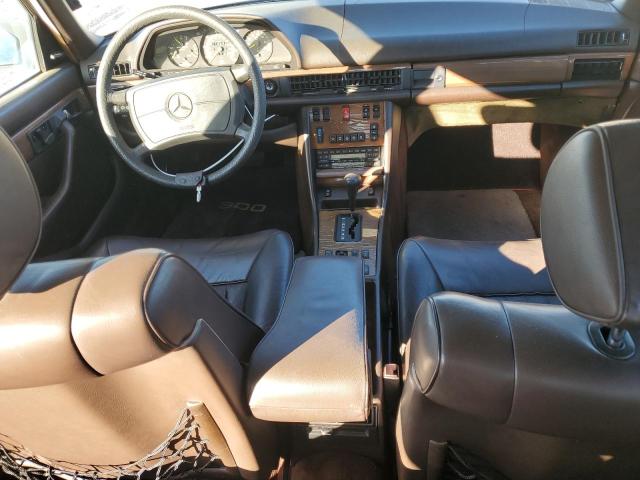 Photo 7 VIN: WDBCA25D5JA400289 - MERCEDES-BENZ 300-CLASS 