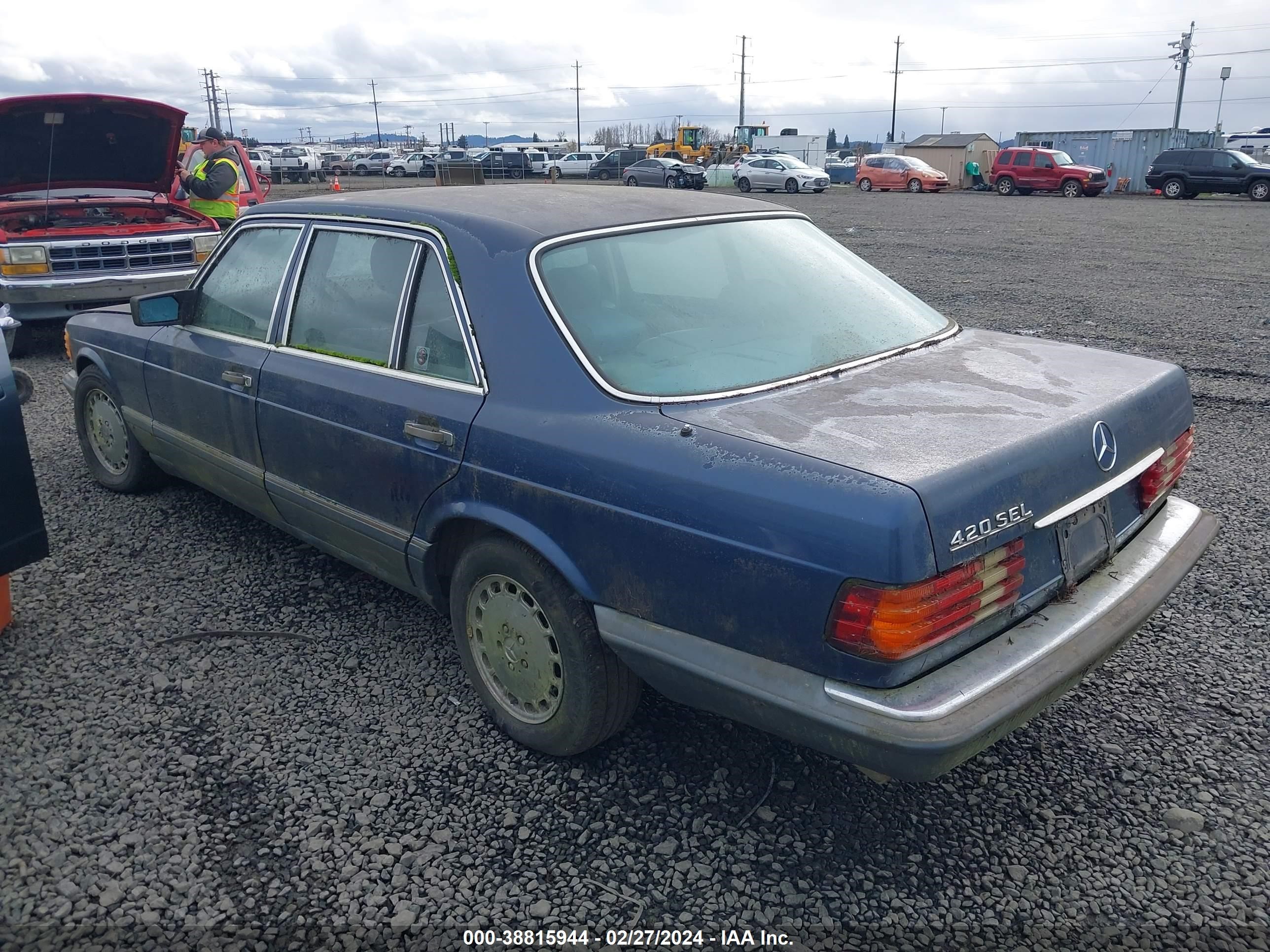 Photo 2 VIN: WDBCA35D0HA343547 - MERCEDES-BENZ NULL 