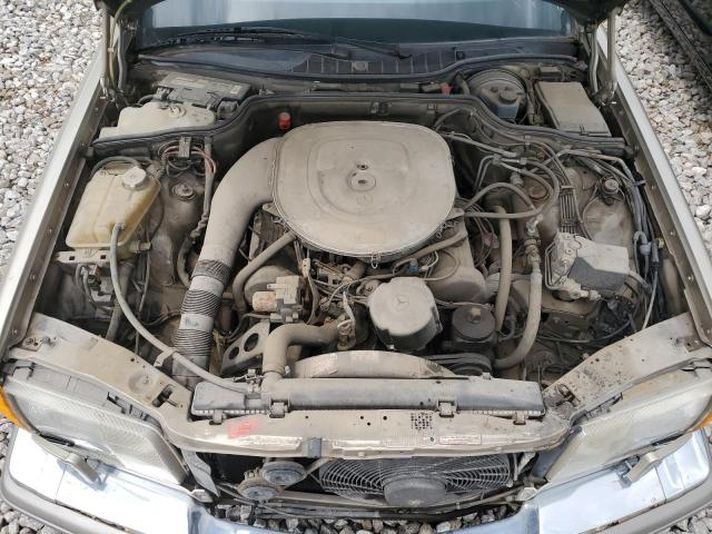 Photo 10 VIN: WDBCA35D2GA246302 - MERCEDES-BENZ 420 SEL 