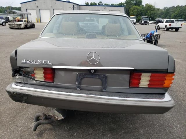 Photo 5 VIN: WDBCA35D2GA253606 - MERCEDES-BENZ 420 SEL 