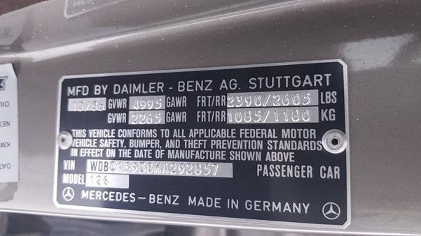 Photo 2 VIN: WDBCA39D8HA292857 - MERCEDES-BENZ SEL 560 