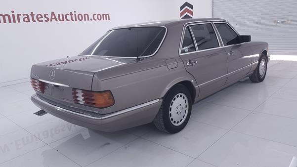 Photo 9 VIN: WDBCA39D8HA292857 - MERCEDES-BENZ SEL 560 