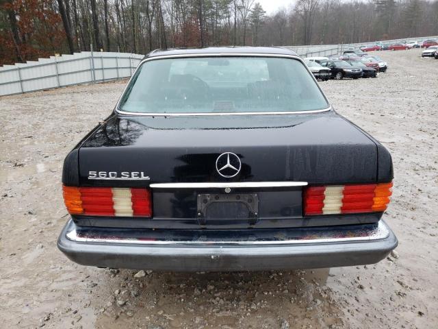 Photo 5 VIN: WDBCA39EXKA498679 - MERCEDES-BENZ 560-CLASS 