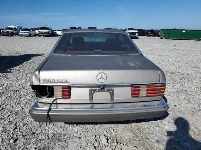 Photo 5 VIN: WDBCA45D4JA397879 - MERCEDES-BENZ 560-CLASS 