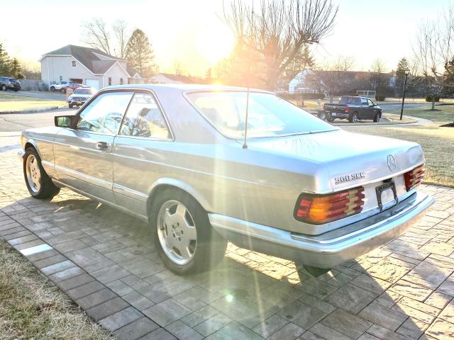 Photo 2 VIN: WDBCA45D9GA205851 - MERCEDES-BENZ 560 SEC 