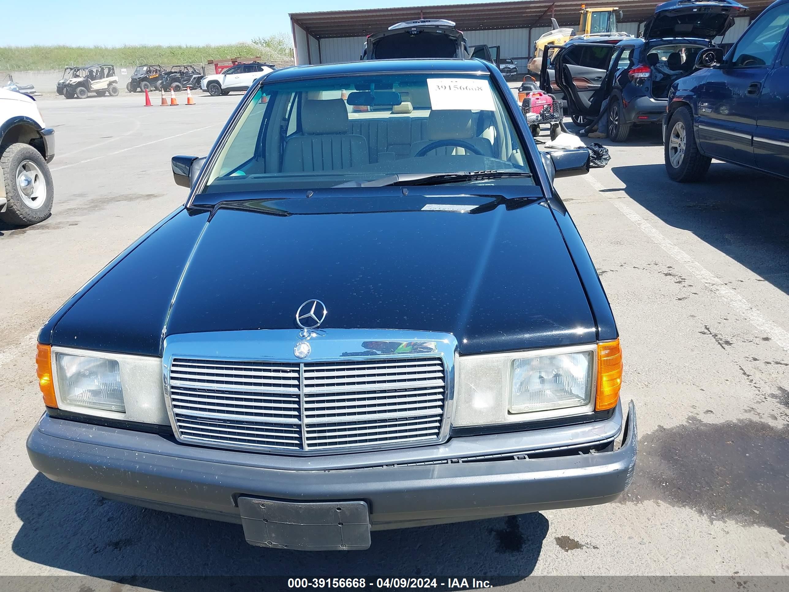 Photo 11 VIN: WDBDA29D5PG031955 - MERCEDES-BENZ NULL 