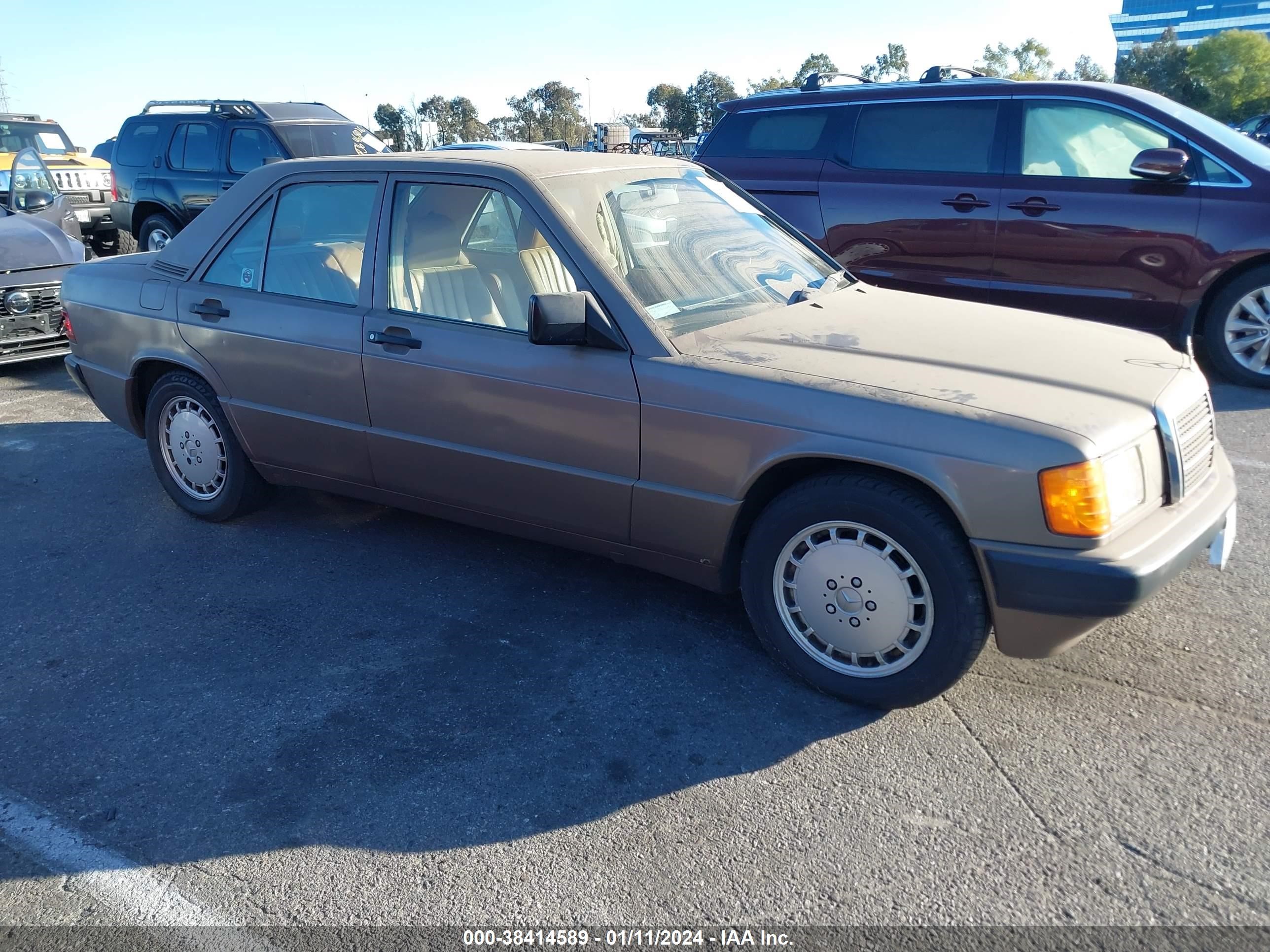 Photo 12 VIN: WDBDA29DOLF675041 - MERCEDES-BENZ NULL 