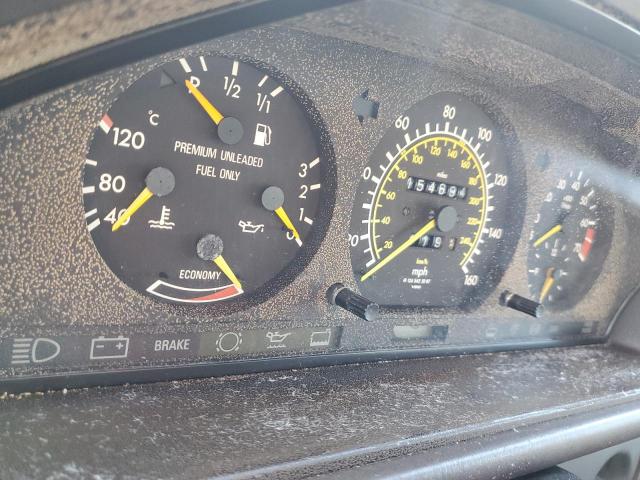 Photo 8 VIN: WDBEA26D7JA809580 - MERCEDES-BENZ 260 E 