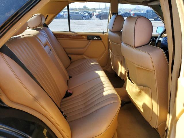 Photo 9 VIN: WDBEA26E9NB672537 - MERCEDES-BENZ 300 E 2.6 