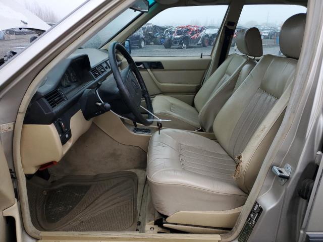 Photo 6 VIN: WDBEA30D0HA528424 - MERCEDES-BENZ 300 E 