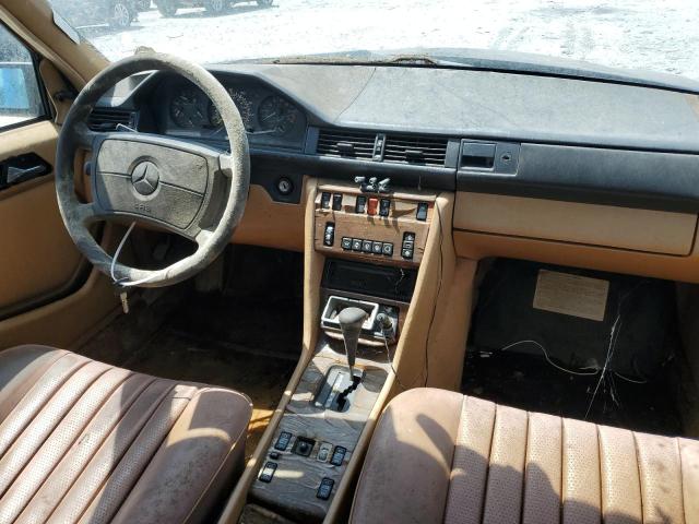 Photo 7 VIN: WDBEA30D3JA674337 - MERCEDES-BENZ 300-CLASS 