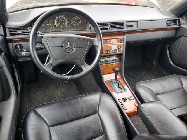 Photo 7 VIN: WDBEA30D5NB730021 - MERCEDES-BENZ 300 E 