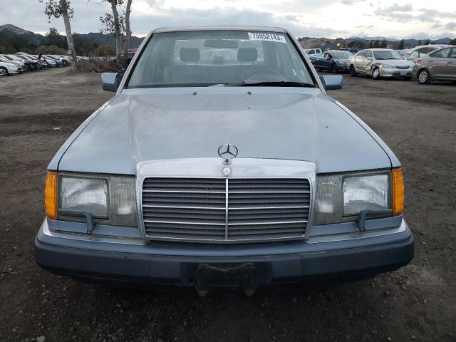 Photo 4 VIN: WDBEA30D7MB370992 - MERCEDES-BENZ 300-CLASS 