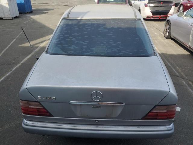 Photo 5 VIN: WDBEA32E1SC209146 - MERCEDES-BENZ E 320 BASE 