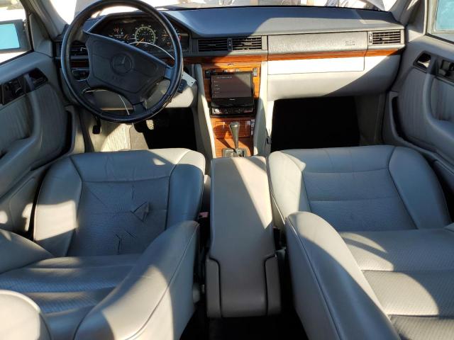 Photo 7 VIN: WDBEA32E5RC139001 - MERCEDES-BENZ E-CLASS 