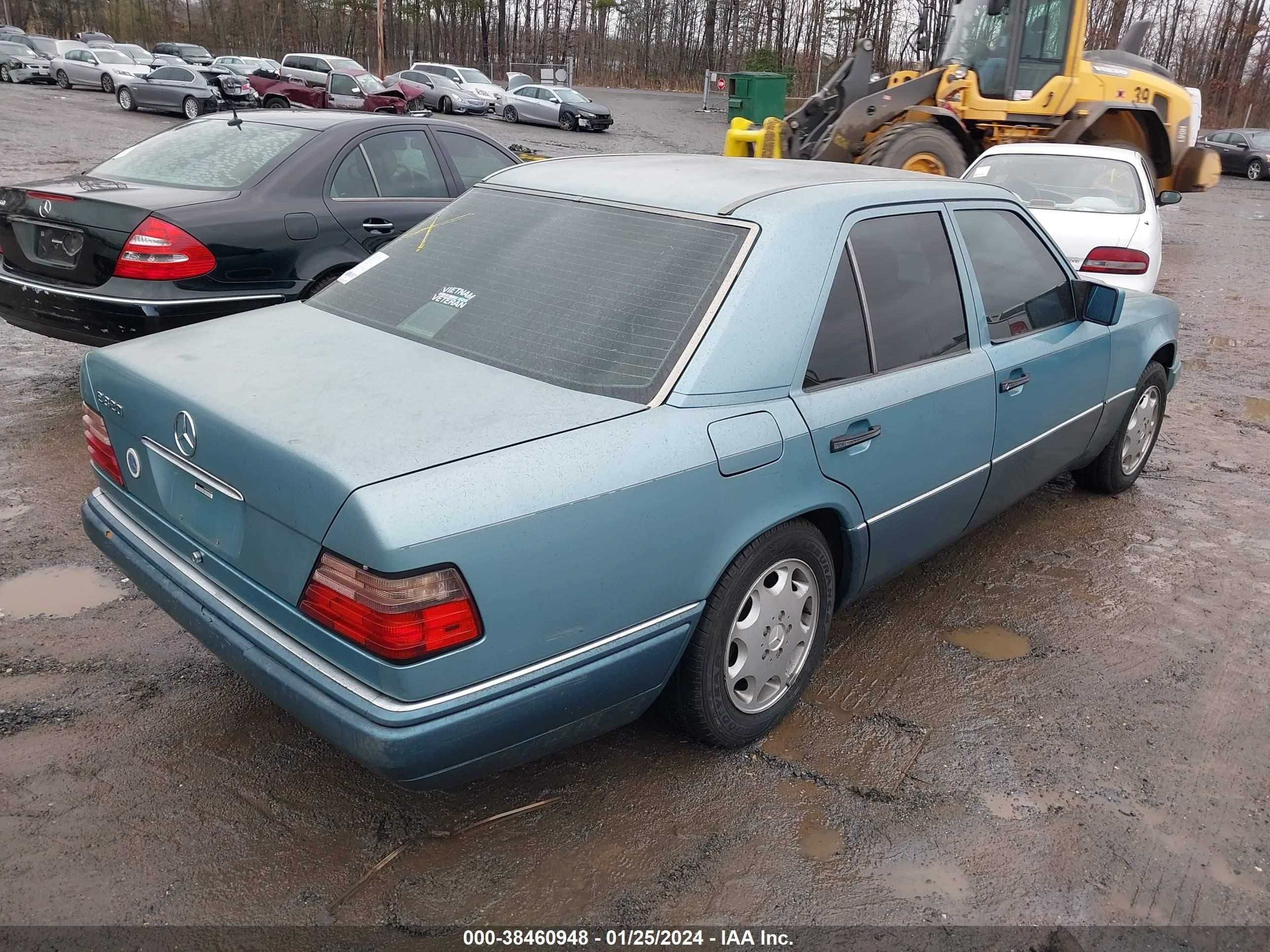 Photo 3 VIN: WDBEA32E7RC096698 - MERCEDES-BENZ E-KLASSE 