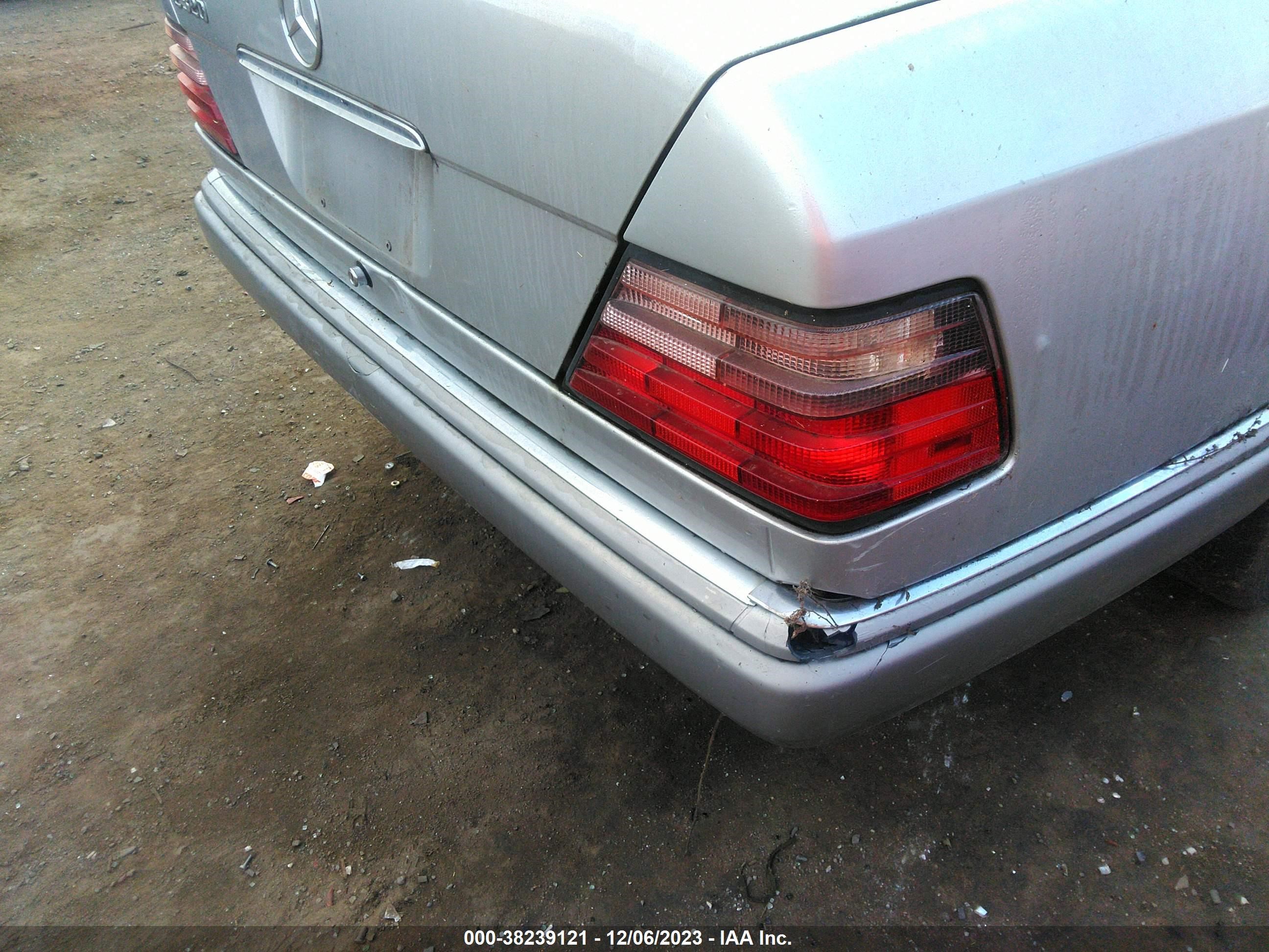 Photo 5 VIN: WDBEA32E9SC152405 - MERCEDES-BENZ E-KLASSE 