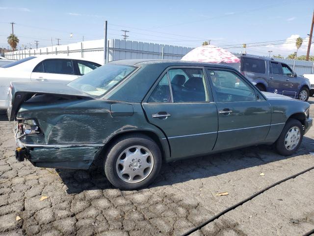 Photo 2 VIN: WDBEA32E9SC223361 - MERCEDES-BENZ E 320 BASE 