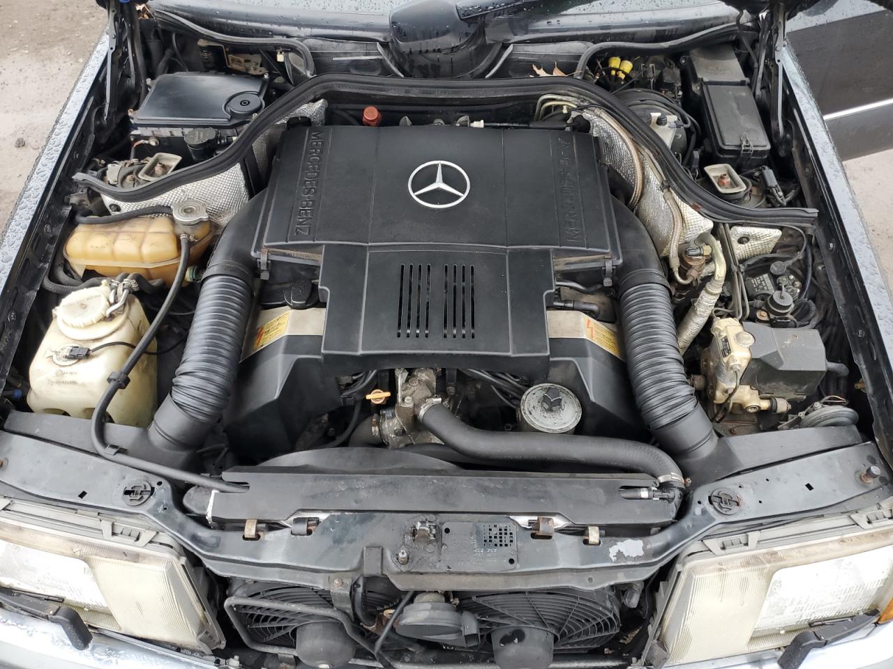 Photo 10 VIN: WDBEA34EXNB778343 - MERCEDES-BENZ NULL 