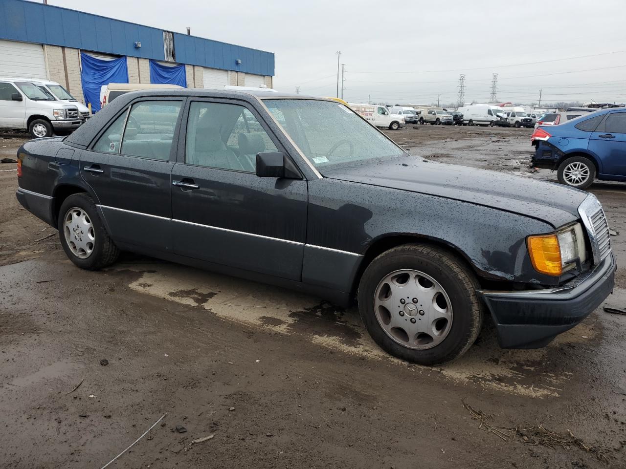 Photo 3 VIN: WDBEA34EXNB778343 - MERCEDES-BENZ NULL 