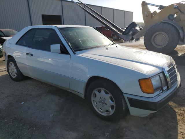 Photo 3 VIN: WDBEA52E0PB914576 - MERCEDES-BENZ 300 CE 