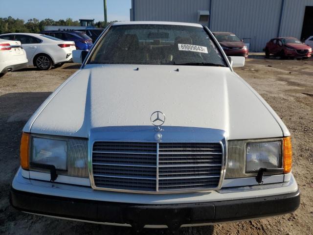 Photo 4 VIN: WDBEA52E0PB914576 - MERCEDES-BENZ 300 CE 