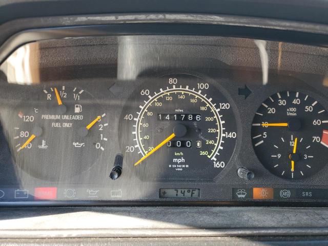 Photo 8 VIN: WDBEA52E0PB914576 - MERCEDES-BENZ 300 CE 