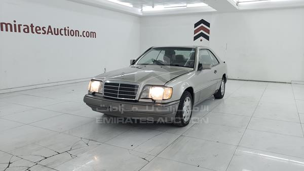 Photo 4 VIN: WDBEA52E8RC014828 - MERCEDES-BENZ E 320 