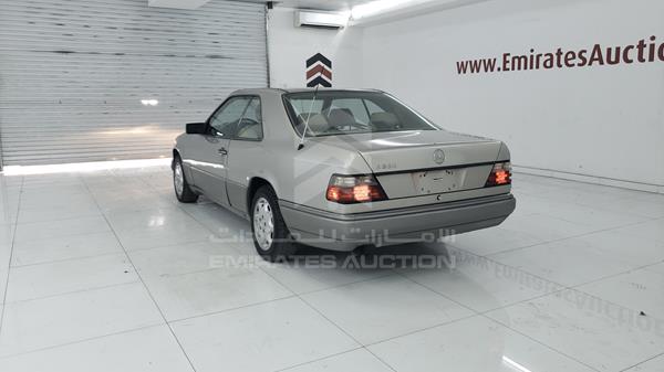 Photo 5 VIN: WDBEA52E8RC014828 - MERCEDES-BENZ E 320 