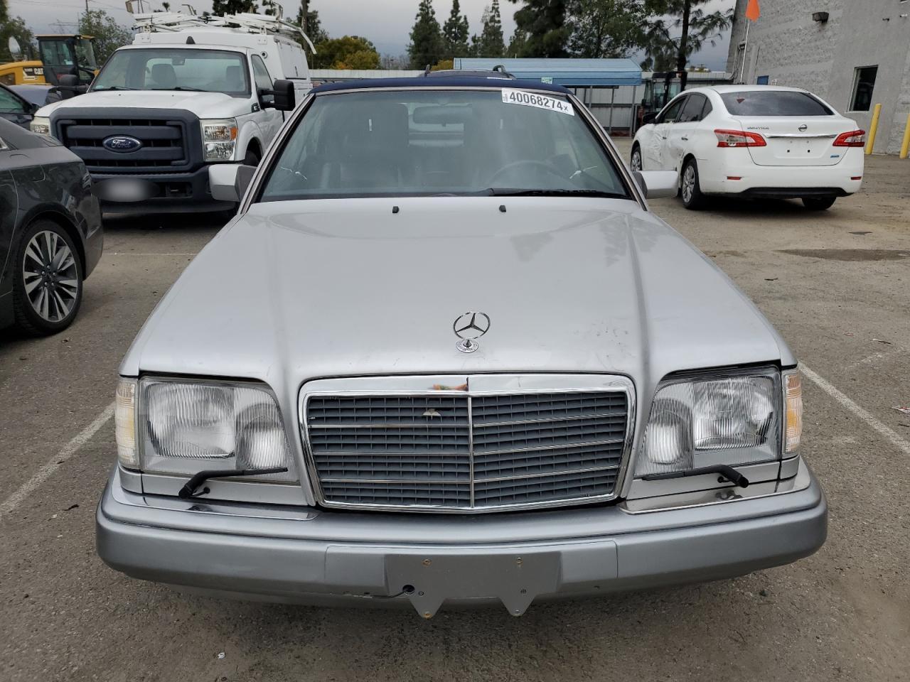 Photo 4 VIN: WDBEA66E1RC062509 - MERCEDES-BENZ E-KLASSE 