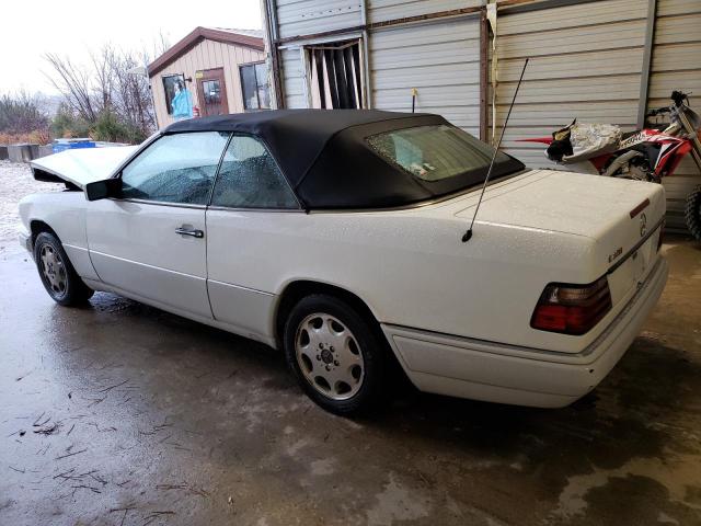 Photo 1 VIN: WDBEA66E2SC274227 - MERCEDES-BENZ E 320 