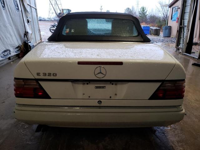 Photo 5 VIN: WDBEA66E2SC274227 - MERCEDES-BENZ E 320 