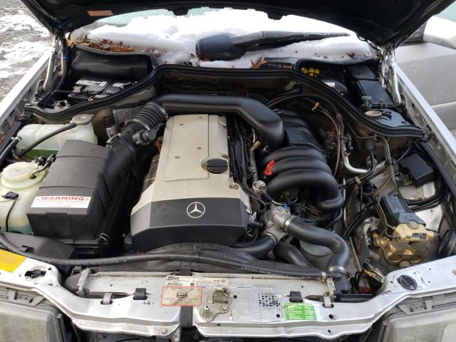 Photo 6 VIN: WDBEA66E6PB918440 - MERCEDES-BENZ 300 CECV 