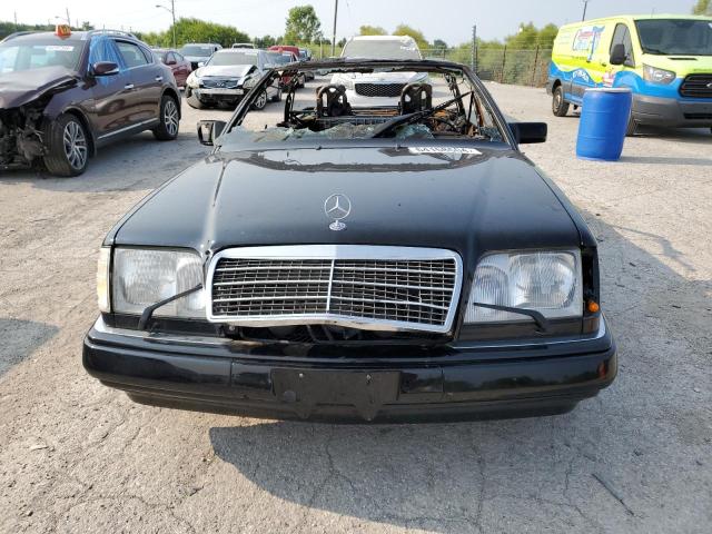 Photo 4 VIN: WDBEA66E9SC272765 - MERCEDES-BENZ E 320 