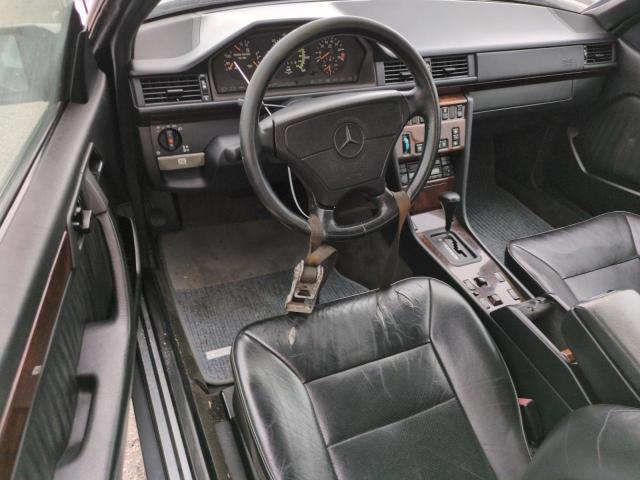 Photo 7 VIN: WDBEA66EXSC281846 - MERCEDES-BENZ E 320 