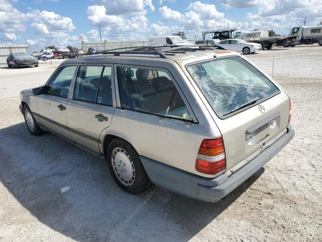 Photo 1 VIN: WDBEA90D9KF120422 - MERCEDES-BENZ 300 TE 